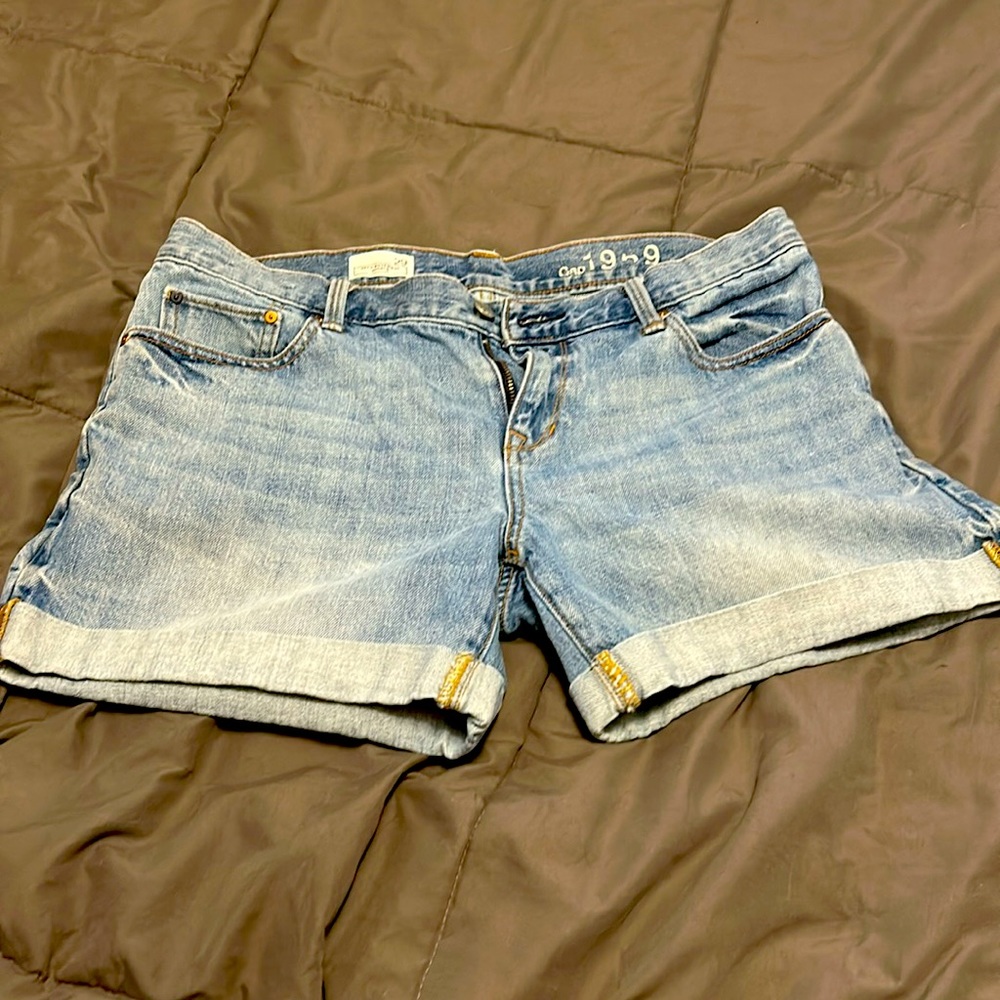 Women’s Gap Jean shorts sz 29